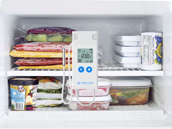 Highly accurate freezer temperature logger
